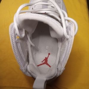 Air Jordans true white flight